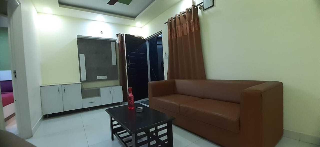 Oyo Rrr Residency Hotel Bengaluru Kültér fotó